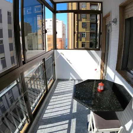 Piso En Zapillo Con Vistas Al Mar *